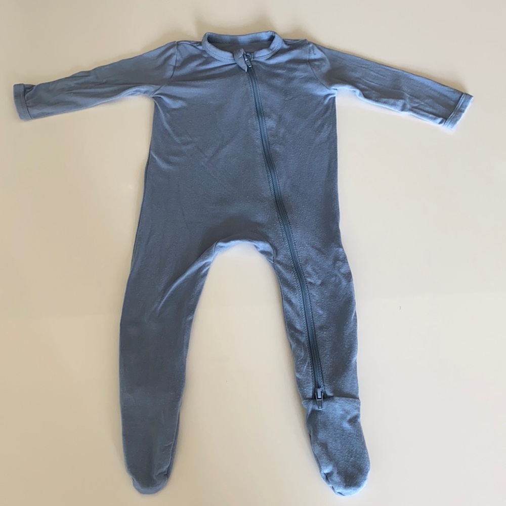 Kyte 3-6 month bamboo zipper footie in slate